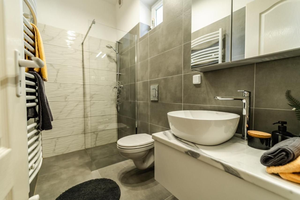 Villa Viola Spa&Garden Apartment Gyula