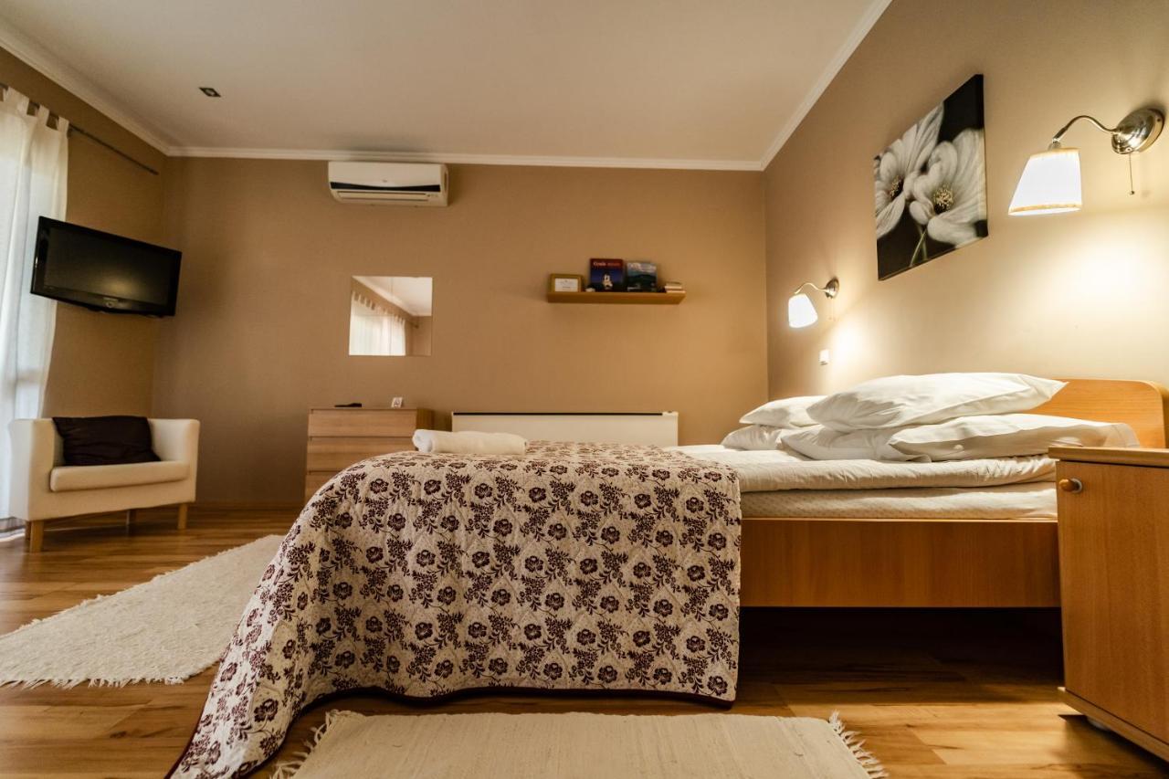 Villa Viola Spa&Garden Gyula